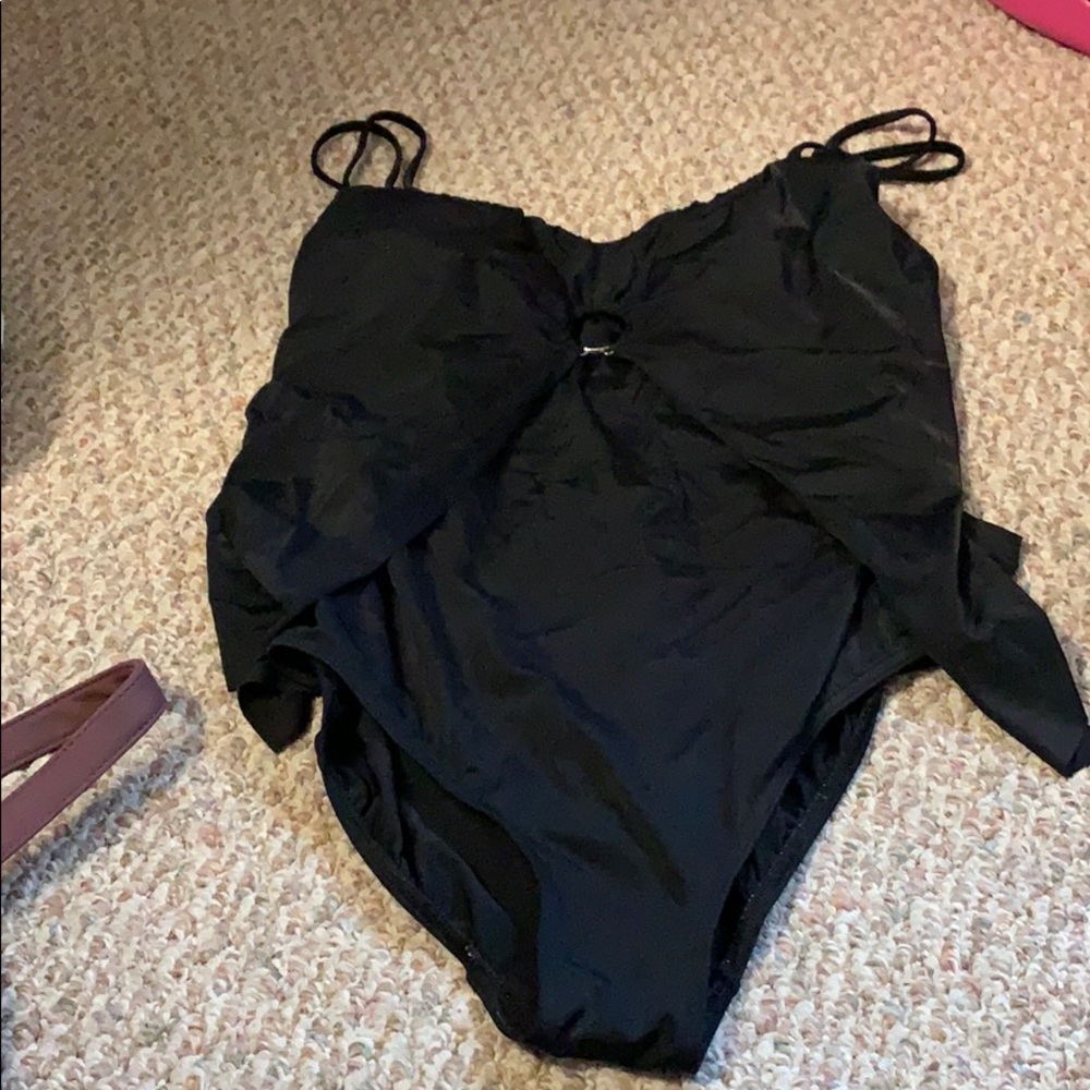 Swim suit